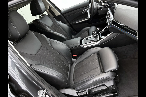 BMW 3 Serie Touring 330e High Executive(Dealer OnderH, Navi Pro, 360 Camera, SfeerV, PDC V+A, Adapt Cruise Con, Etc)