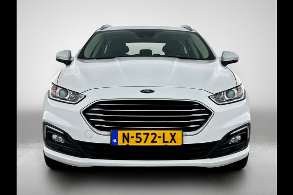 Ford Mondeo Wagon 2.0 Hybrid Titanium Automaat / Pdc.V+A / Navigatie / Radio-multimedia /  Airco-ecc. / Apk 12-2027