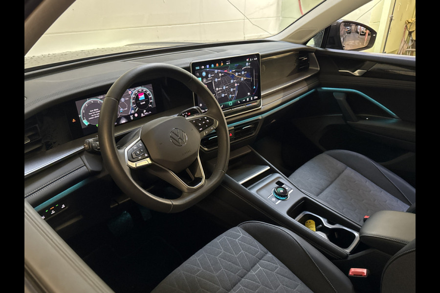 Volkswagen Tayron 1.5 eTSI 150PK DSG LIFE 7-PERSOONS/TREKHAAK/360CAMERA FABRIEKS GARANTIE ***