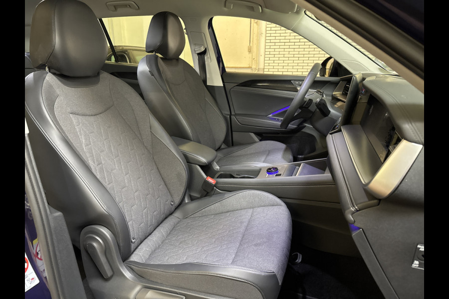 Volkswagen Tayron 1.5 eTSI 150PK DSG LIFE 7-PERSOONS/TREKHAAK/360CAMERA FABRIEKS GARANTIE