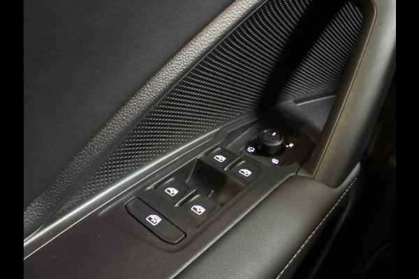 Volkswagen Tayron 1.5 eTSI 150PK DSG LIFE 7-PERSOONS/TREKHAAK/360CAMERA FABRIEKS GARANTIE