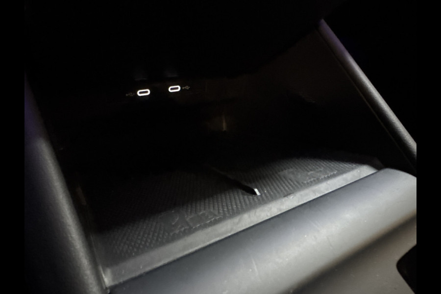 Volkswagen Tayron 1.5 eTSI 150PK DSG LIFE 7-PERSOONS/TREKHAAK/360CAMERA FABRIEKS GARANTIE