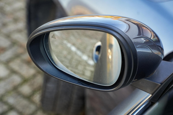 Alfa Romeo Giulia 2.0 T AWD B4 + GEPANTSERD 280 PK | Diplomatiek veiligheidsglas | Ex-regeringsauto Italië | Unieke historie