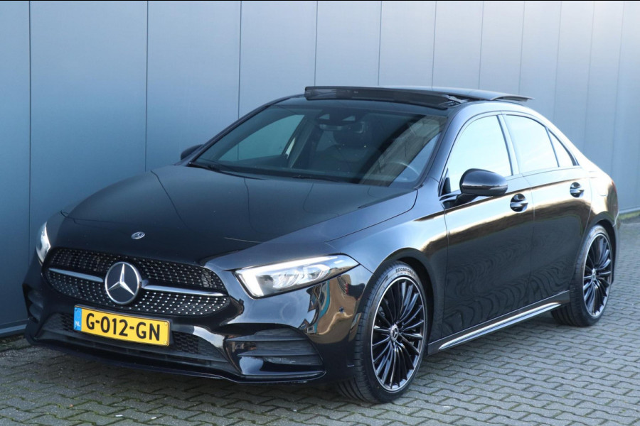 Mercedes-Benz A-Klasse 180 AMG | PANO | Sfeerverlichting | Camera | Nette auto!