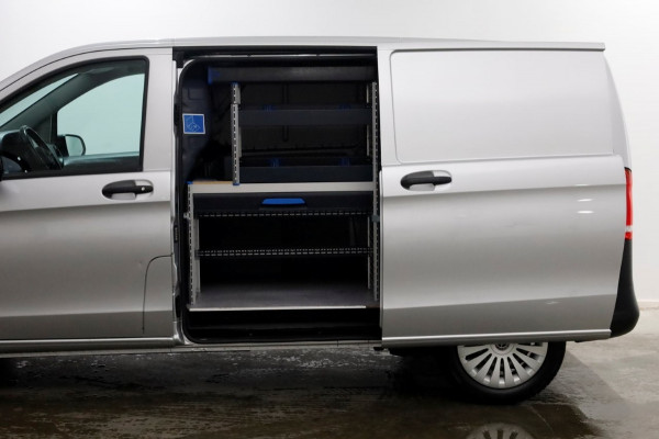 Mercedes-Benz Vito 114 CDI 136pk Compact 9G Automaat 2x Schuifdeur/LED/Camera/Inrichting 11-2022