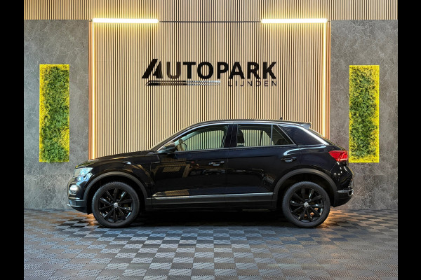 Volkswagen T-Roc 1.5 TSI Sport |AUTOMAAT|STOELVERWARMING|LANE ASSIST|PDC|APK|