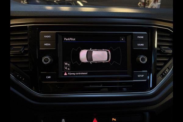 Volkswagen T-Roc 1.5 TSI Sport |AUTOMAAT|STOELVERWARMING|LANE ASSIST|PDC|APK|