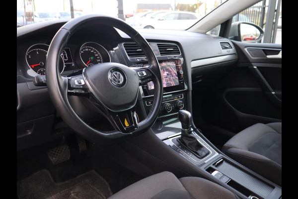Volkswagen Golf 1.6 TDI 116 PK AUT. *1e EIGENAAR / BTW* + MASSAGE | CARPLAY | ADAPTIVE CRUISE | TREKHAAK | STOELVERW. | DAB