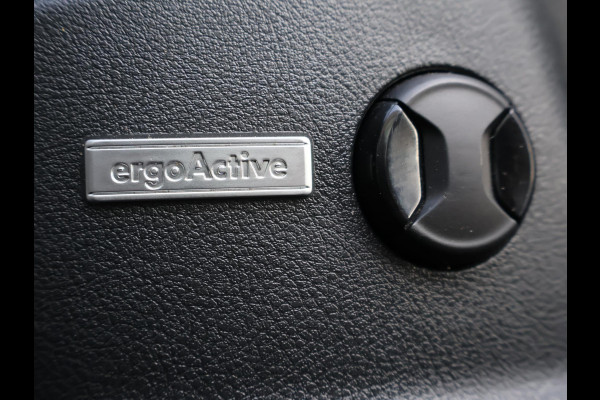 Volkswagen Golf 1.6 TDI 116 PK AUT. *1e EIGENAAR / BTW* + MASSAGE | CARPLAY | ADAPTIVE CRUISE | TREKHAAK | STOELVERW. | DAB