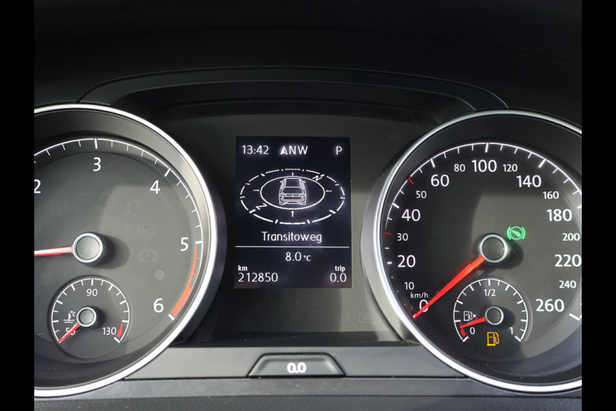 Volkswagen Golf 1.6 TDI 116 PK AUT. *1e EIGENAAR / BTW* + MASSAGE | CARPLAY | ADAPTIVE CRUISE | TREKHAAK | STOELVERW. | DAB