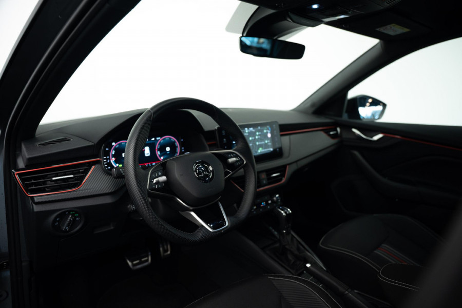 Škoda Kamiq 1.0 TSI Monte Carlo |Glazen Dak|Camera|ACC|Stoelverwarming|Stuurverwarming|Dodehoek|