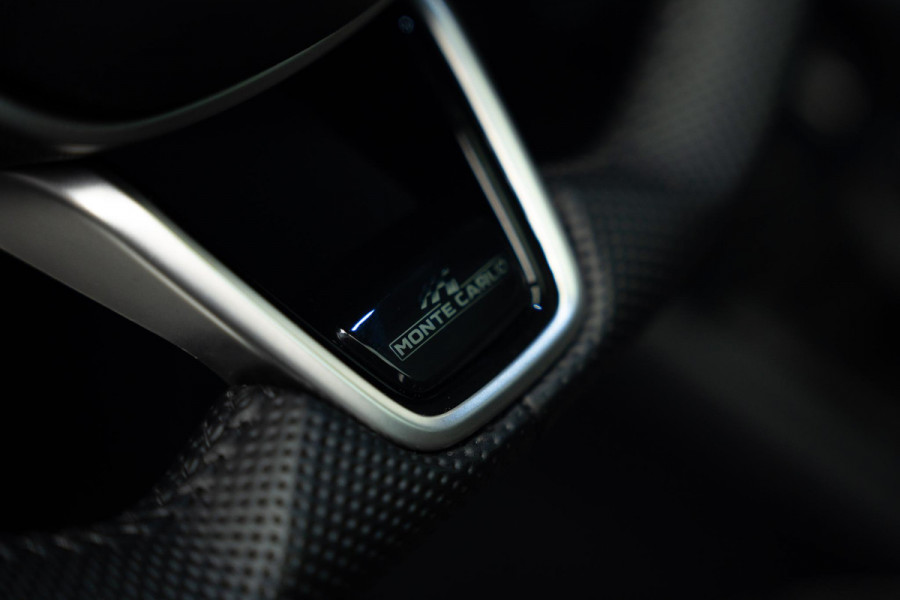 Škoda Kamiq 1.0 TSI Monte Carlo |Glazen Dak|Camera|ACC|Stoelverwarming|Stuurverwarming|Dodehoek|