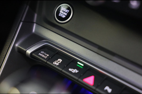 Audi Q3 45 TFSI e RSQ3 Look / 245 PK / Memory / 360 Camera / Sonos / ACC / Open Pano / Virtual Cockpit / Matrix / Pdc / 21 Inch