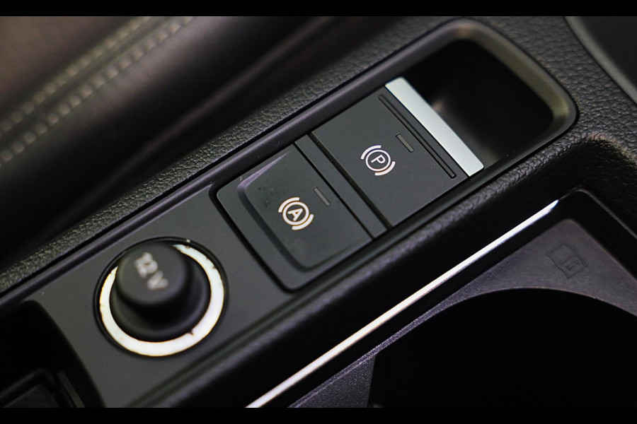 Audi Q3 45 TFSI e RSQ3 Look / 245 PK / Memory / 360 Camera / Sonos / ACC / Open Pano / Virtual Cockpit / Matrix / Pdc / 21 Inch