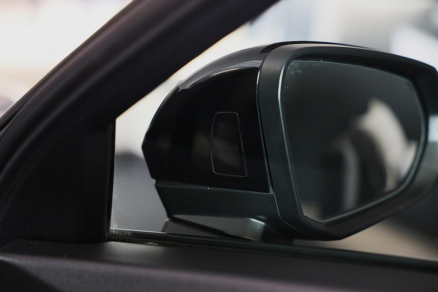 Audi Q3 45 TFSI e RSQ3 Look / 245 PK / Memory / 360 Camera / Sonos / ACC / Open Pano / Virtual Cockpit / Matrix / Pdc / 21 Inch