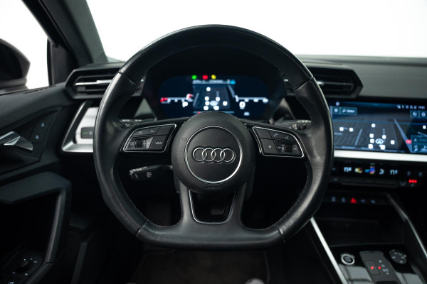 Audi A3 Sportback 30 TFSI S edition |Pano|Leder|Lane Assist|Stoelverwarming|