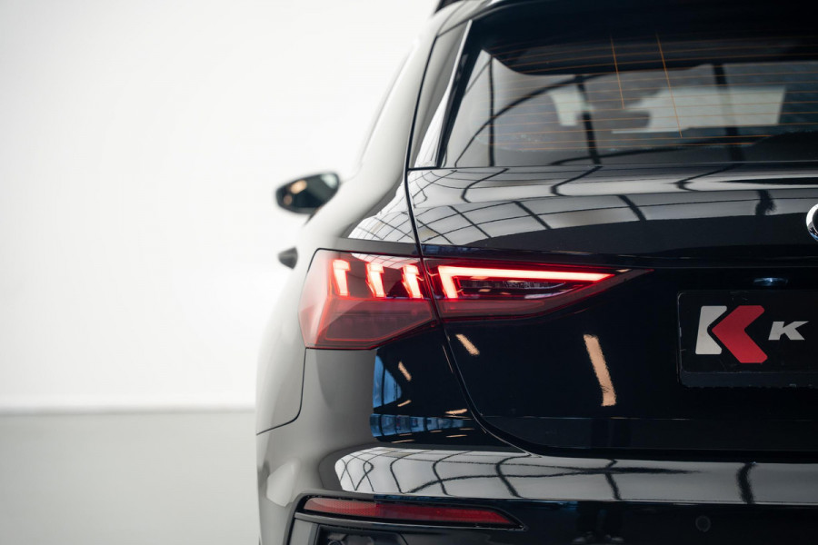 Audi A3 Sportback 30 TFSI S edition |Pano|Leder|Lane Assist|Stoelverwarming|