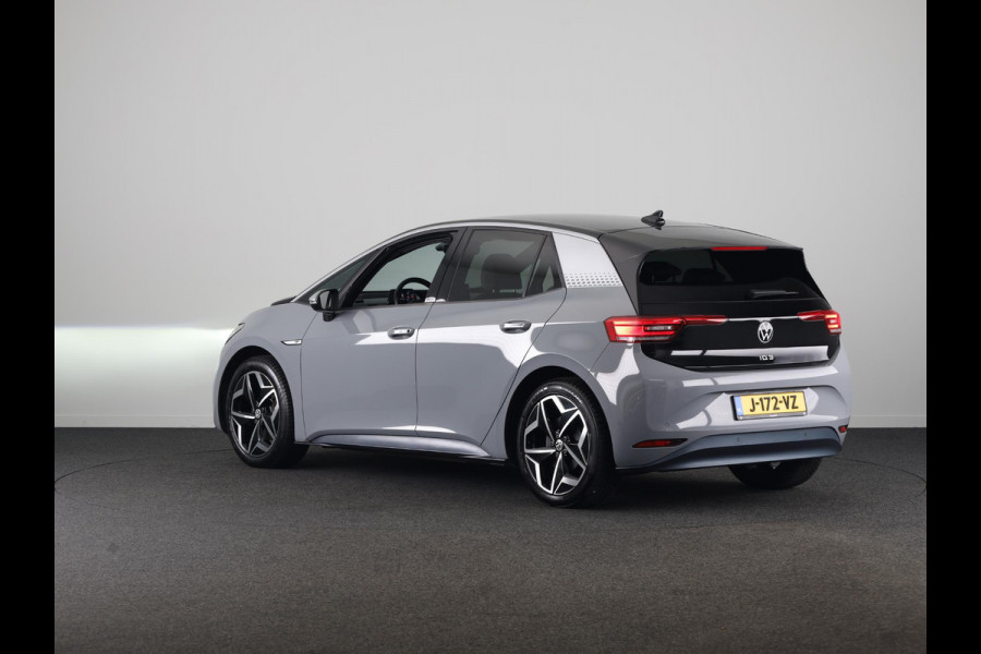 Volkswagen ID.3 First Plus 58 kWh | Navigatie | Parkeersensoren | Achteruitrijcamera | Stoelverwarming |