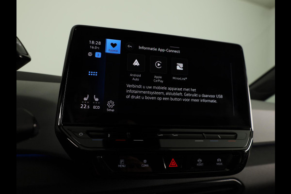 Volkswagen ID.3 First Plus 58 kWh | Navigatie | Parkeersensoren | Achteruitrijcamera | Stoelverwarming |