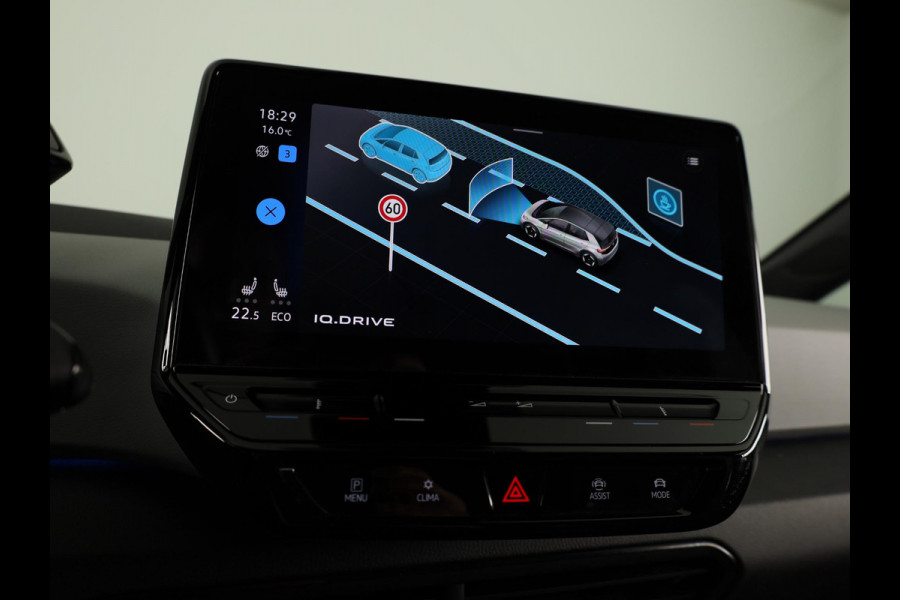 Volkswagen ID.3 First Plus 58 kWh | Navigatie | Parkeersensoren | Achteruitrijcamera | Stoelverwarming |