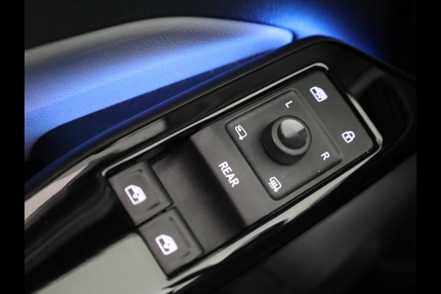 Volkswagen ID.3 First Plus 58 kWh | Navigatie | Parkeersensoren | Achteruitrijcamera | Stoelverwarming |
