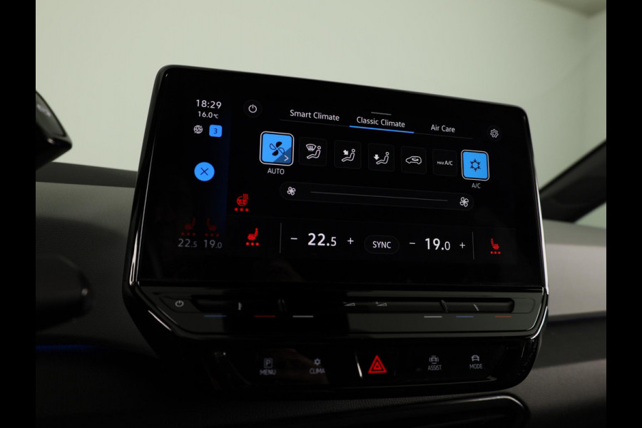 Volkswagen ID.3 First Plus 58 kWh | Navigatie | Parkeersensoren | Achteruitrijcamera | Stoelverwarming |