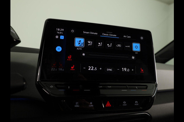 Volkswagen ID.3 First Plus 58 kWh | Navigatie | Parkeersensoren | Achteruitrijcamera | Stoelverwarming |