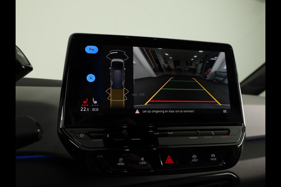 Volkswagen ID.3 First Plus 58 kWh | Navigatie | Parkeersensoren | Achteruitrijcamera | Stoelverwarming |