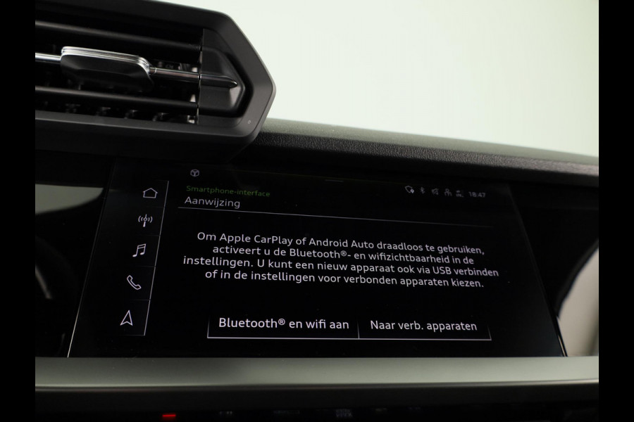 Audi A3 Sportback 30 TFSI Pro Line 110 pk S-tronic | Verlengde garantie | Navigatie via App | Parkeersensoren achter | Autom. airco |