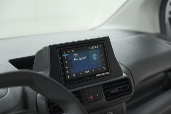 Peugeot Partner 1.5 BlueHDi 100 S&S L1 | Trekhaak | Camera | Apple Carplay | Laadruimte-Pakket