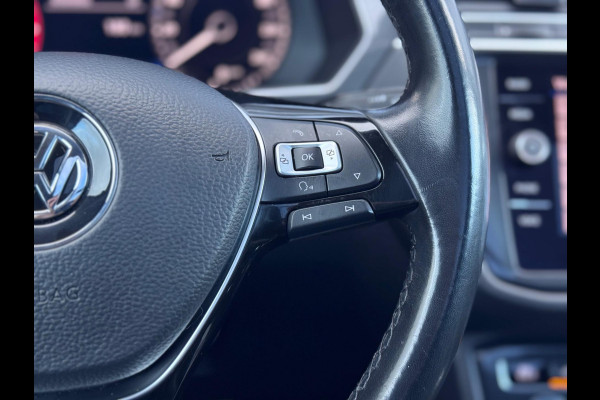 Volkswagen Tiguan 2.0 TSI 4Motion Highline Pano/Blindspot/Virtual