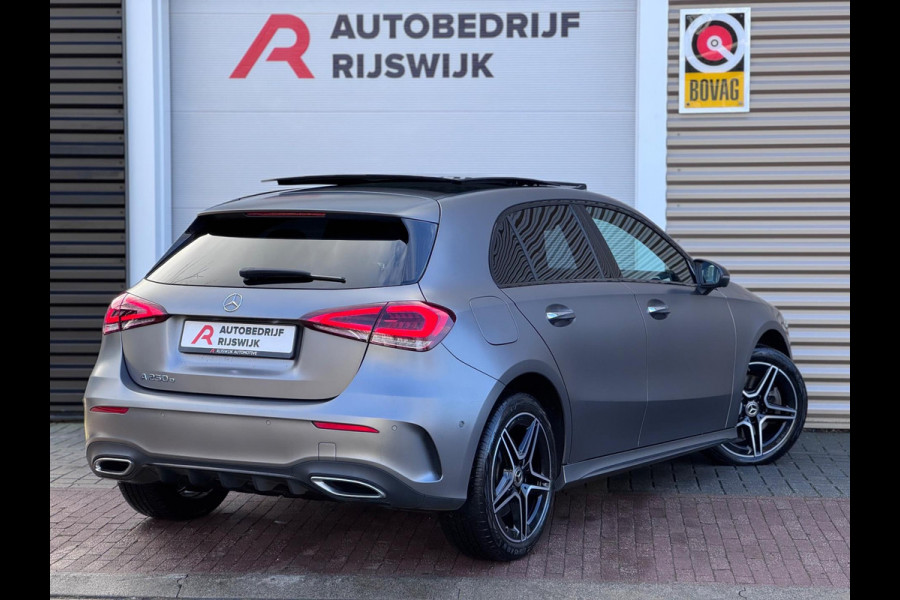 Mercedes-Benz A-Klasse 250 e AMG Line Pano/360/Memory/Sfeer