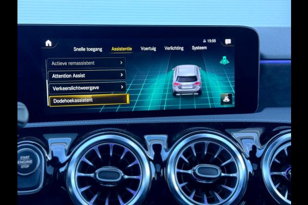 Mercedes-Benz A-Klasse 250 e AMG Line Pano/360/Memory/Sfeer