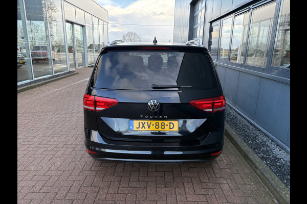 Volkswagen Touran 1.5 TSi 150pk Highline 7-persoons NAVI/CARPLAY/CLIMA/ADAPT/CRUISE/PDC