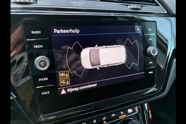 Volkswagen Touran 1.5 TSi 150pk Highline 7-persoons NAVI/CARPLAY/CLIMA/ADAPT/CRUISE/PDC
