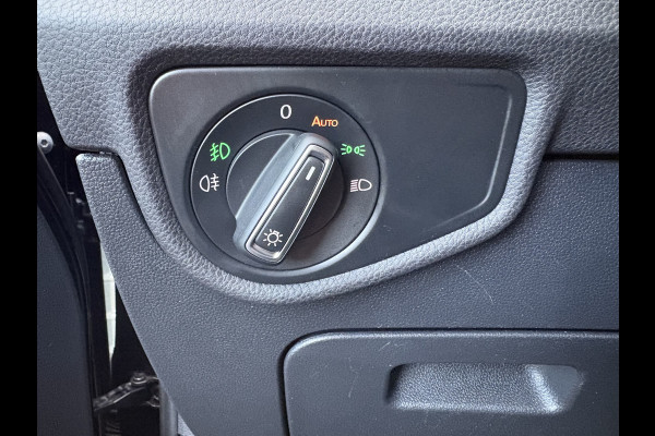 Volkswagen Touran 1.5 TSi 150pk Highline 7-persoons NAVI/CARPLAY/CLIMA/ADAPT/CRUISE/PDC