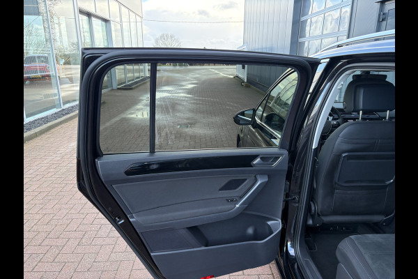 Volkswagen Touran 1.5 TSi 150pk Highline 7-persoons NAVI/CARPLAY/CLIMA/ADAPT/CRUISE/PDC