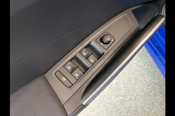 Škoda Fabia 1.0 TSi 95pk Business Edition 5-drs. PANORAMADAK/KEYLESS/VIRTUAL/CARPLAY/PDC/ADAPT.CRUISE/WINTERPACK