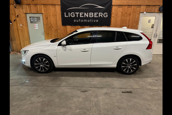 Volvo V60 2.0 T3 Polar+ Dynamic CRUISE, CLIMA, ALL-IN PRIJS