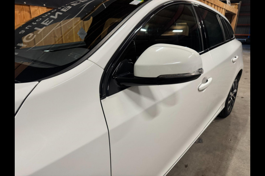 Volvo V60 2.0 T3 Polar+ Dynamic CRUISE, CLIMA, ALL-IN PRIJS
