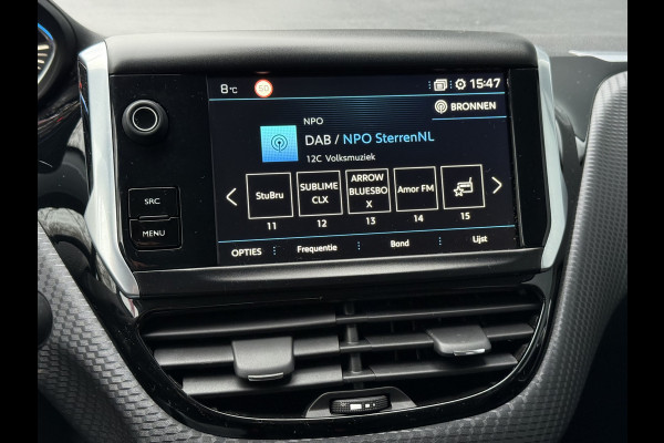 Peugeot 2008 BWJ 2019 | 1.2T 111pk Allure | TREKHAAK | CLIMA | NAVI | PDC | HALF LEER | CARPLAY | CAMERA A |