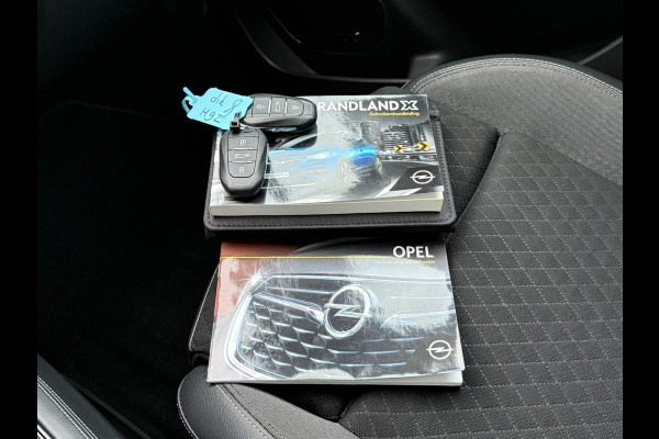 Opel Grandland X BWJ 2019 | 1.2T 131PK Bus. Executive | TREKHAAK | PANO DAK | CLIMA | NAVI | 18'' LMV | CARPLAY | SPORTSTOELEN | PDC 2X