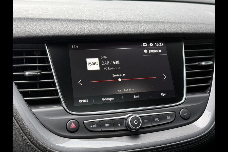 Opel Grandland X BWJ 2019 | 1.2T 131PK Bus. Executive | TREKHAAK | PANO DAK | CLIMA | NAVI | 18'' LMV | CARPLAY | SPORTSTOELEN | PDC 2X