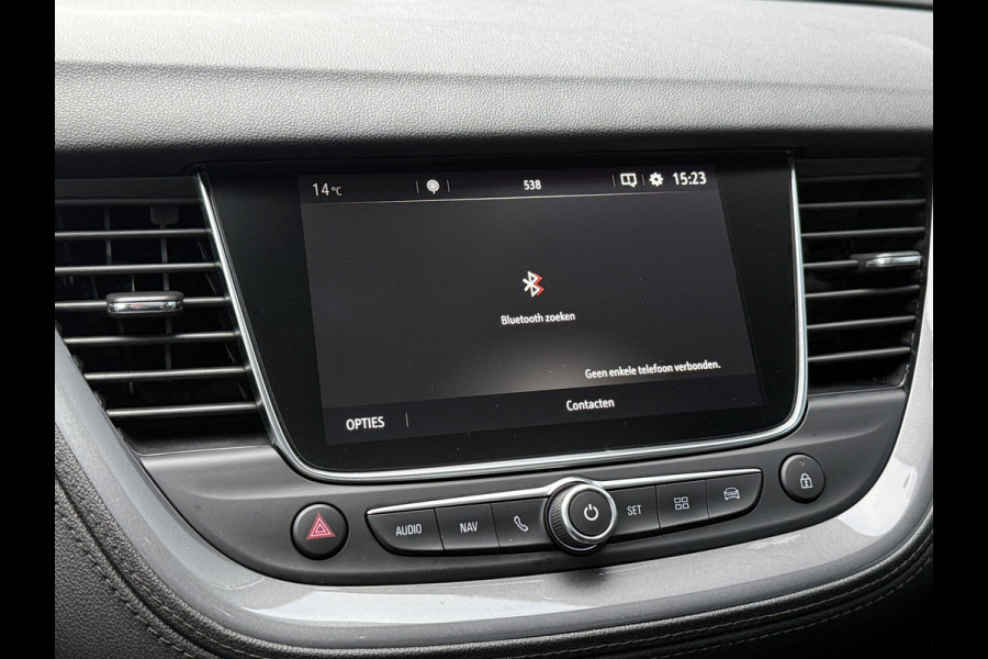 Opel Grandland X BWJ 2019 | 1.2T 131PK Bus. Executive | TREKHAAK | PANO DAK | CLIMA | NAVI | 18'' LMV | CARPLAY | SPORTSTOELEN | PDC 2X