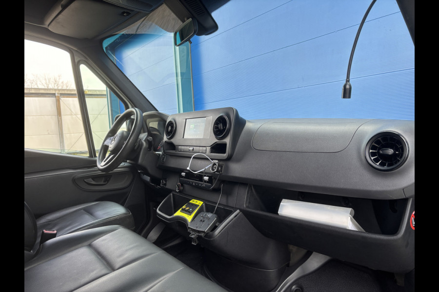 Mercedes-Benz Sprinter 314 2.2 CDI L1H2 | Automaat | Parkeer Camera | Navi | Leer