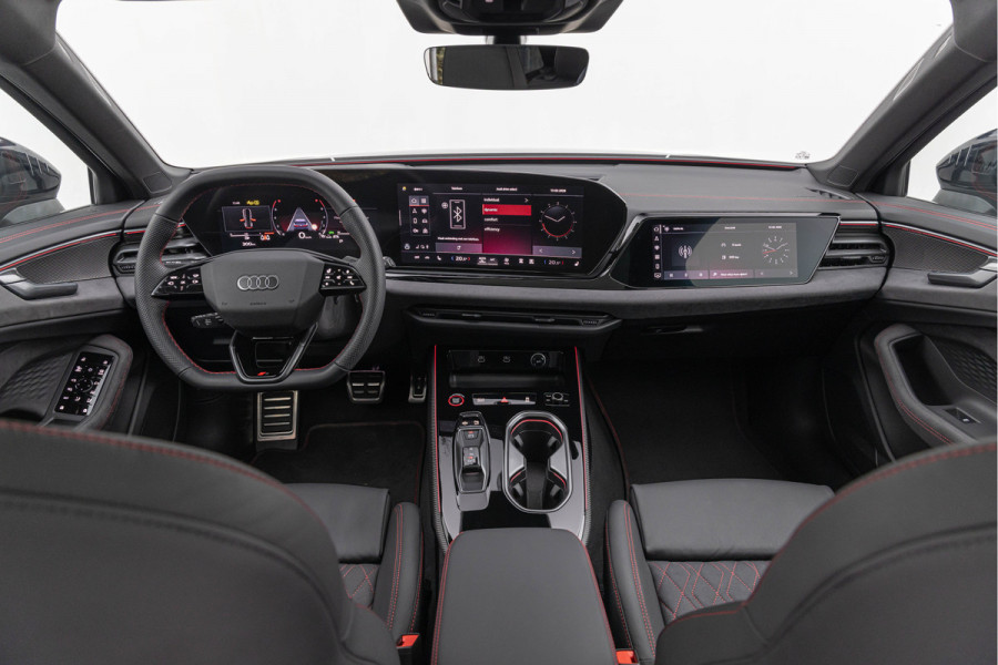 Audi A6 Avant 3.0 TFSI 367pk S-line Pano Luchtv. 4-wielsturing B&O HuD