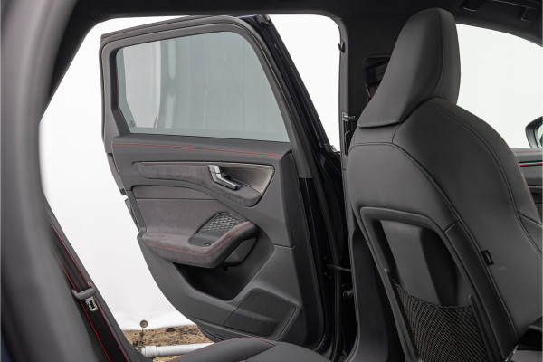 Audi A6 Avant 3.0 TFSI 367pk S-line Pano Luchtv. 4-wielsturing B&O HuD