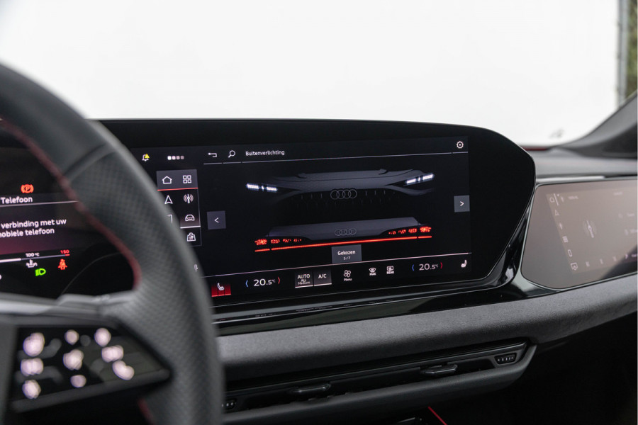 Audi A6 Avant 3.0 TFSI 367pk S-line Pano Luchtv. 4-wielsturing B&O HuD