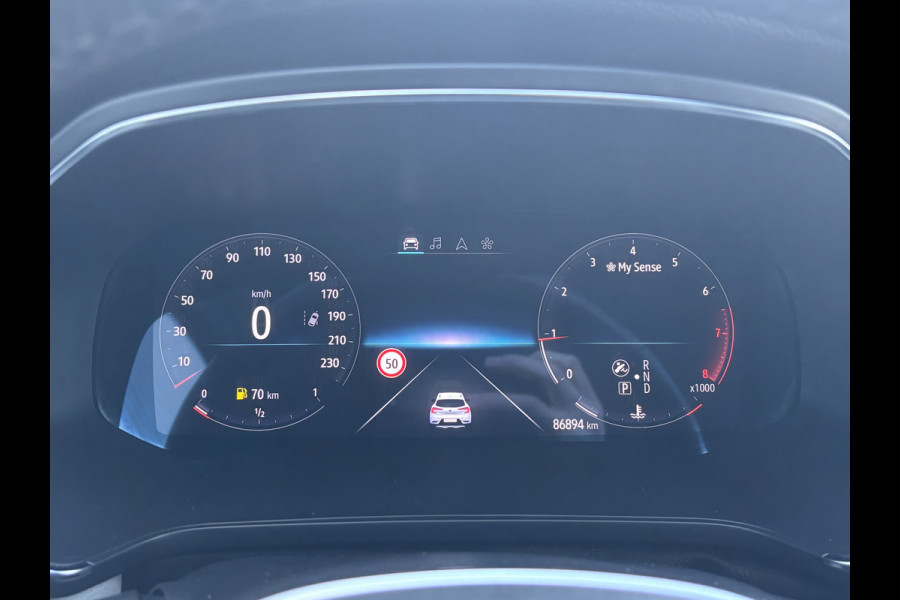 Renault Captur 1.3 TCe 130 Initiale Paris | Stuurverwarming | Leer | Adaptieve Cruise | Dodehoek Detectie