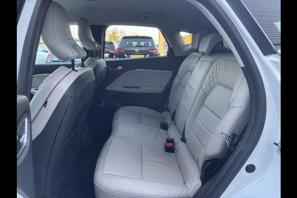 Renault Captur 1.3 TCe 130 Initiale Paris | Stuurverwarming | Leer | Adaptieve Cruise | Dodehoek Detectie